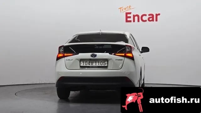 Toyota Prius Prius 4th Generation 2020 года - вид 4
