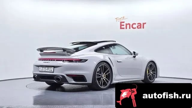 Porsche 911 911 (992) 2022 года - вид 2