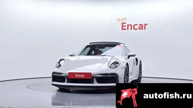 Porsche 911 911 (992) 2022 года - вид 3