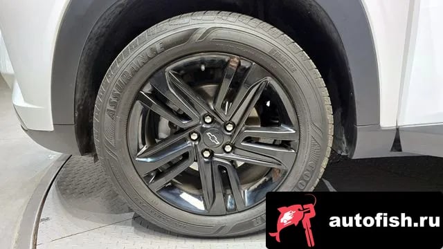 Chevrolet (GM Daewoo) Trax Trax Crossover 2023 года - вид 5