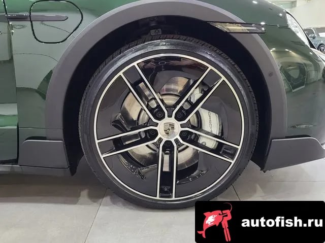 Porsche Taycan Taikan 2025 года - вид 5