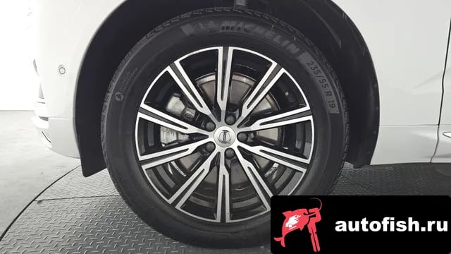 Volvo XC60 XC60 second Generation 2019 года - вид 4
