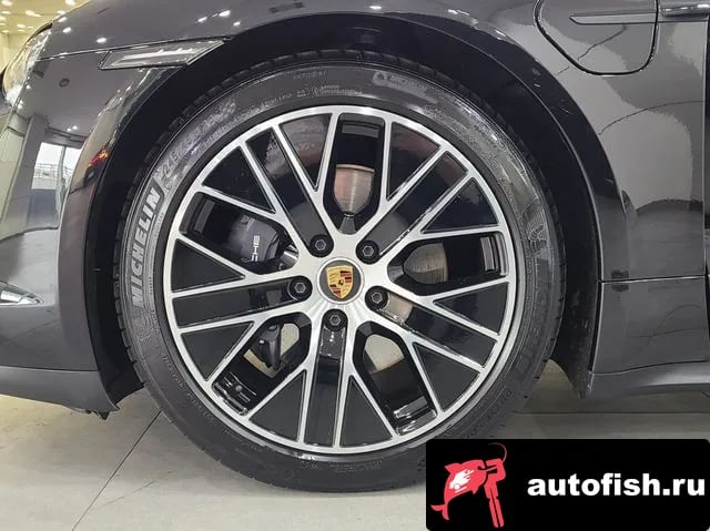 Porsche Taycan Taikan 2023 года - вид 5