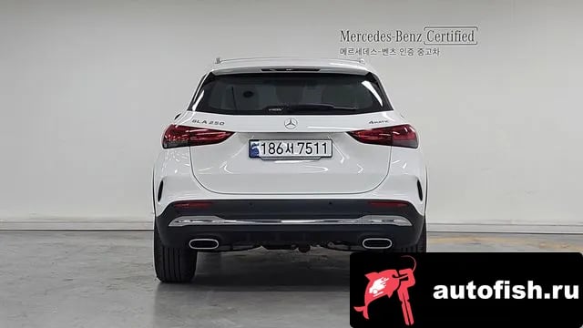 Mercedes-Benz GLA-Class GLA - Class H247 2023 года - вид 4