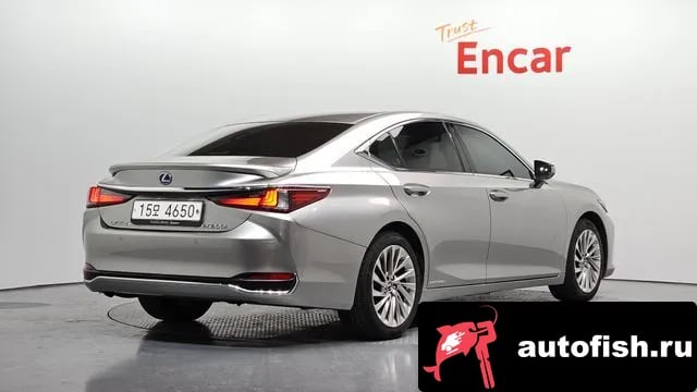 Lexus ES ES300h 7th generation 2018 года - вид 2