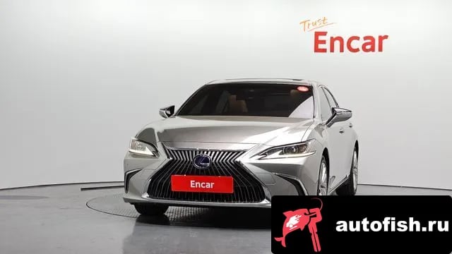 Lexus ES ES300h 7th generation 2018 года - вид 3