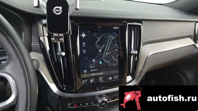 Volvo S60 S60 3rd generation 2020 года - похожие автомобили