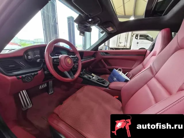 Porsche 911 911 (992) 2023 года - вид 4