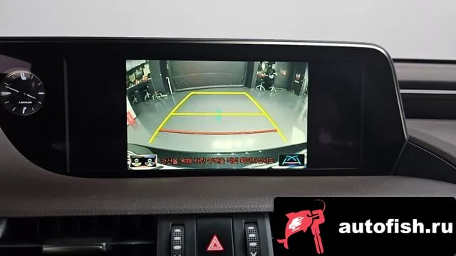 Lexus ES ES300h 7th generation 2018 года - похожие автомобили