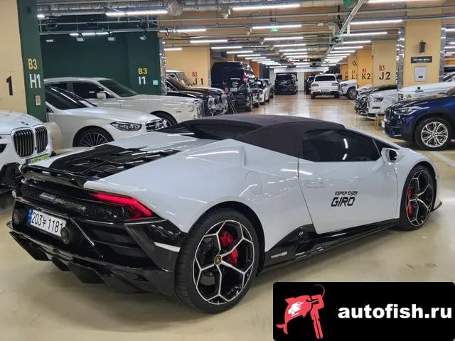 Lamborghini Huracan Urakan 2022 года - вид 2