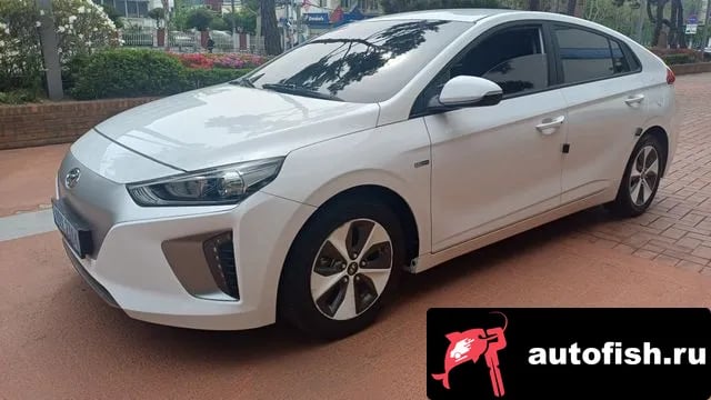 Hyundai Ioniq Ionic Electric 2019 года - вид 3