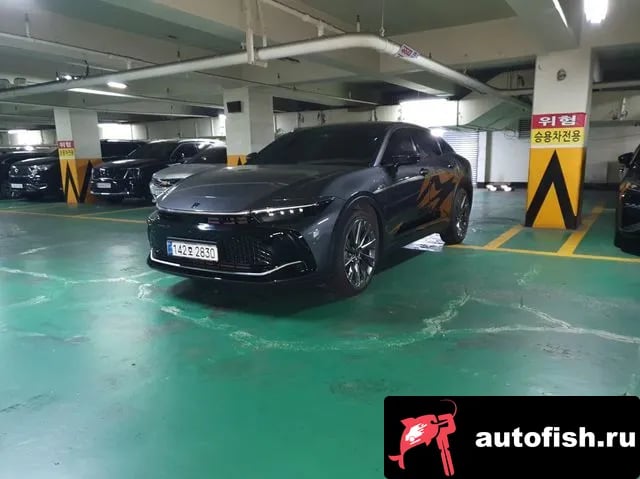 Toyota Crown Crown Crossover 2024 года - вид 2