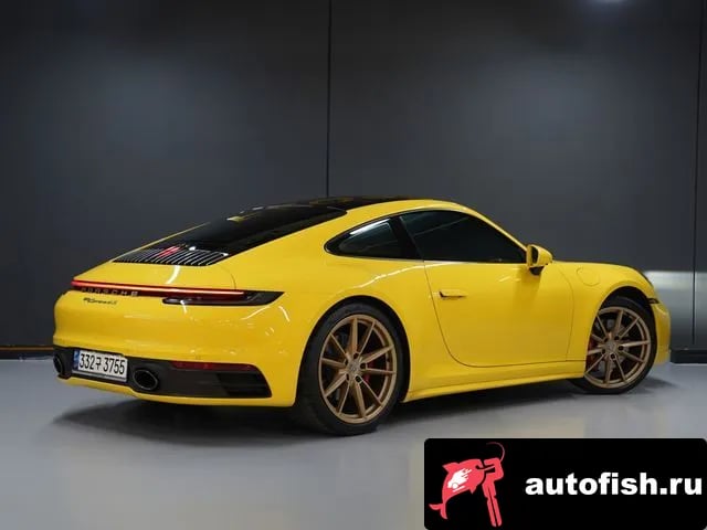 Porsche 911 911 (992) 2020 года - вид 2