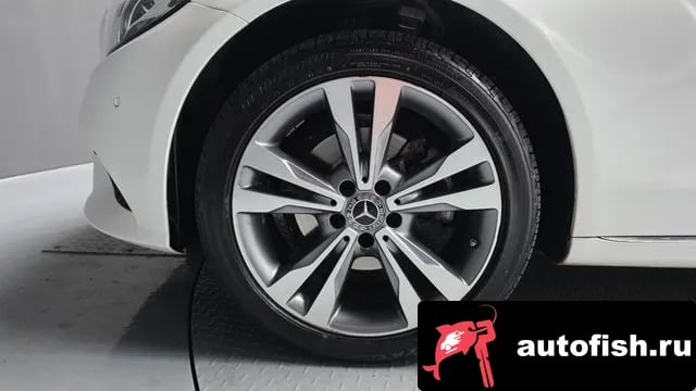 Mercedes-Benz C-Class C-Class W205 2021 года - вид 5