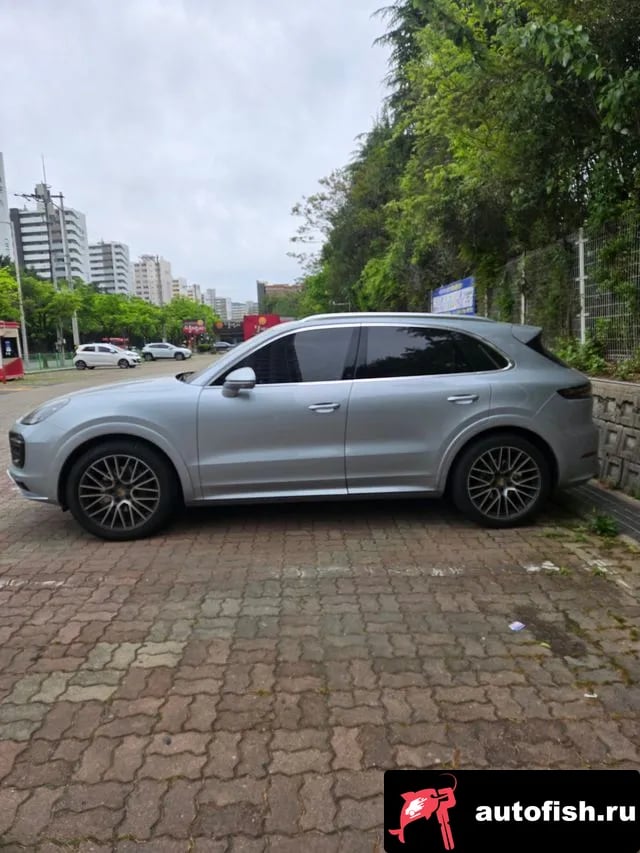 Porsche Cayenne Cayenne (PO536) 2022 года - похожие автомобили
