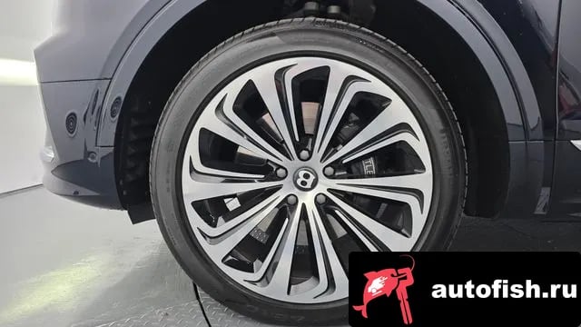 Bentley Bentayga Benteiga 2025 года - вид 5