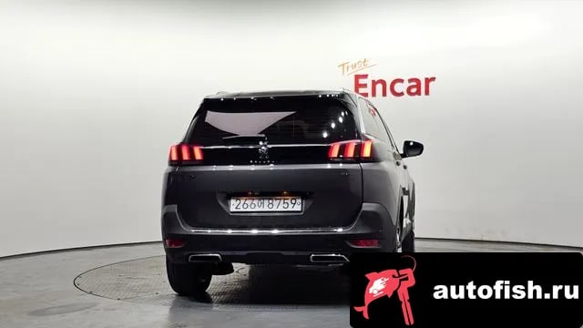Peugeot 5008 5008 second generation 2020 года - вид 4