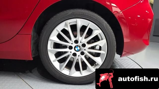 BMW 1-Series 1 Series (F40) 2020 года - вид 5