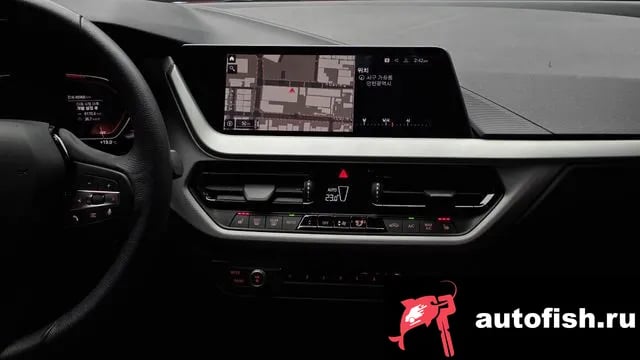 BMW 1-Series 1 Series (F40) 2020 года - похожие автомобили
