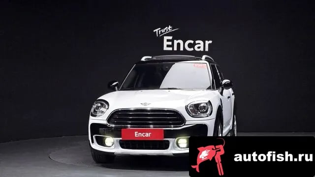 Mini Countryman Cooper D Country Man 2018 года - вид 2