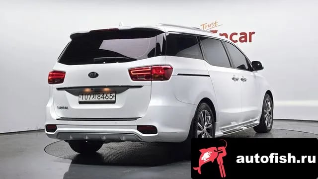 Kia Carnival The New Carnival 2019 года - автомобиль из Южной Кореи