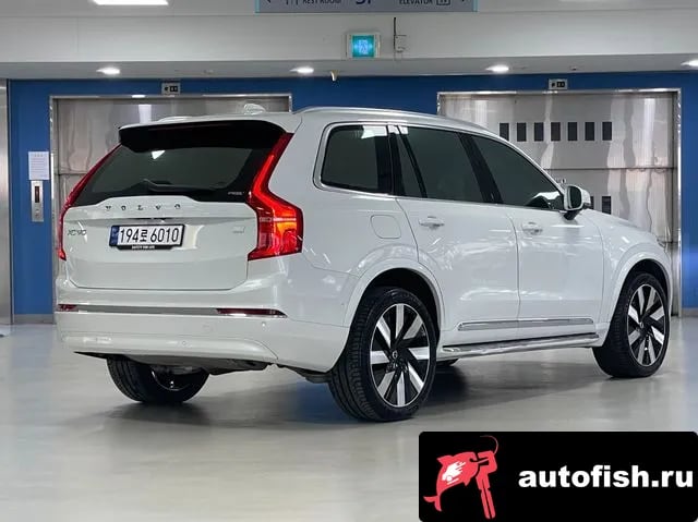 Volvo XC90 XC90 second Generation 2024 года - вид 2