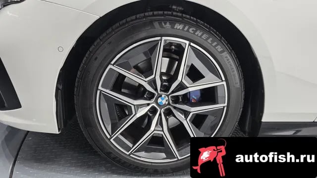 BMW 5-Series 5 Series (G60) 2024 года - вид 5