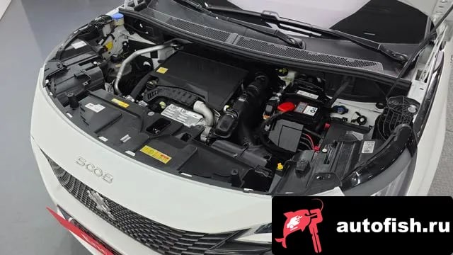 Peugeot 5008 5008 second generation 2024 года - вид 6