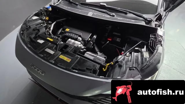 Peugeot 5008 5008 second generation 2024 года - вид 6