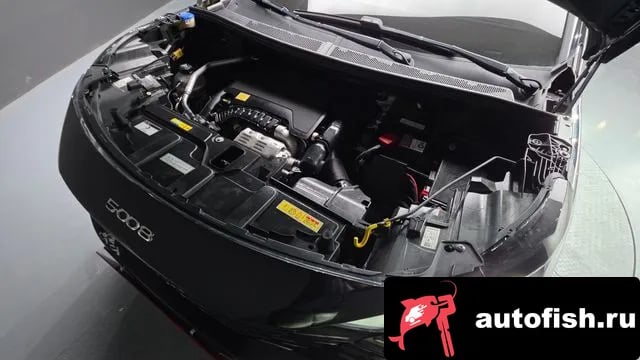 Peugeot 5008 5008 second generation 2024 года - вид 6