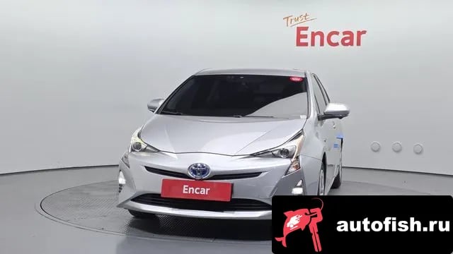 Toyota Prius Prius 4th Generation 2018 года - вид 3