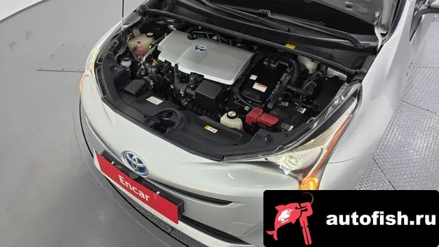 Toyota Prius Prius 4th Generation 2018 года - вид 6