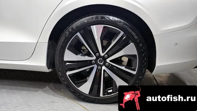 Volvo S60 S60 3rd generation 2024 года - похожие автомобили