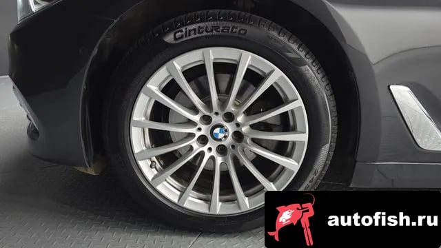 BMW 5-Series 5 Series (G30) 2019 года - вид 5