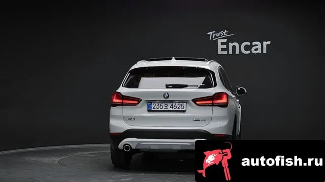 BMW X1 X1 (F48) 2020 года - вид 4