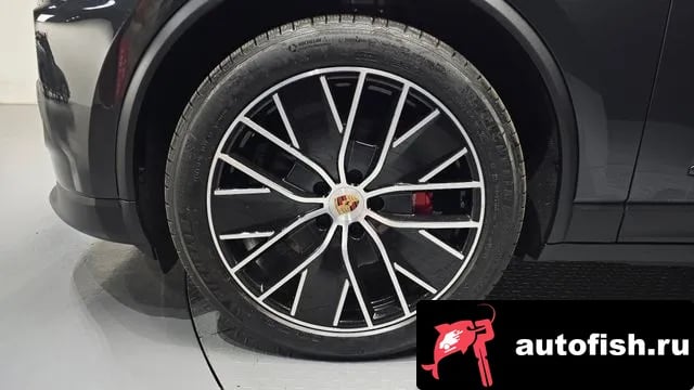 Porsche Macan Makan EV 2025 года - вид 5