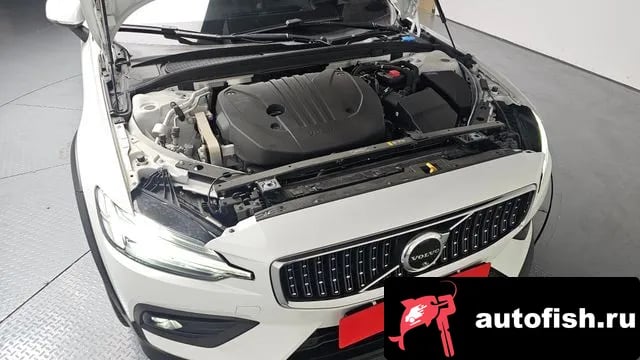 Volvo V60 V60 Cross-country 2nd Generation 2024 года - вид 5