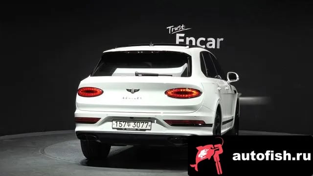 Bentley Bentayga Benteiga 2023 года - вид 4