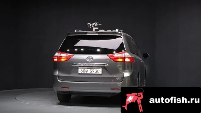 Toyota Sienna Sienna 2019 года - вид 4