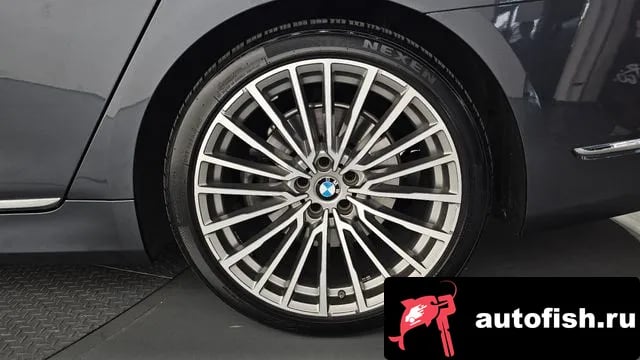 BMW 7-Series 7 Series (G11) 2020 года - похожие автомобили