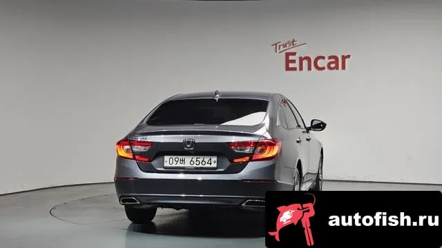Honda Accord Accord 10th Generation 2018 года - вид 4