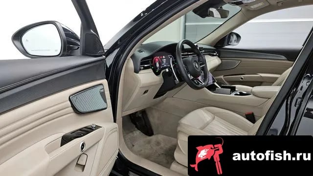 Maserati Grecale Grecale 2023 года - похожие автомобили