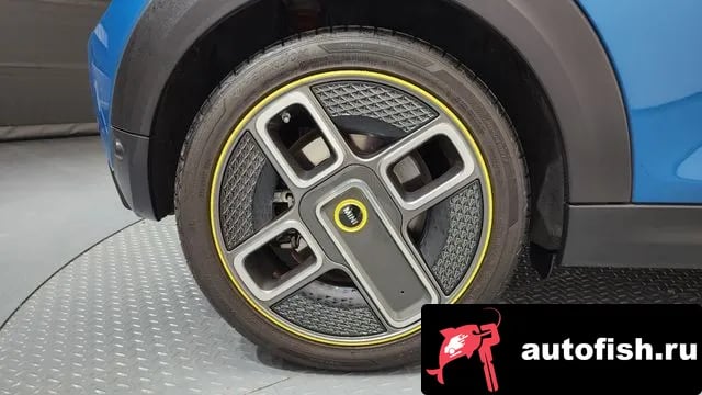 Mini Cooper Cooper Electric 2023 года - вид 5