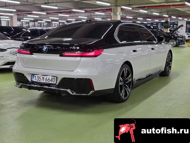 BMW 7-Series 7 Series (G70) 2024 года - вид 5
