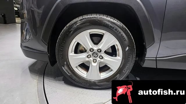 Toyota RAV4 RAV4 5th Generation 2019 года - вид 5