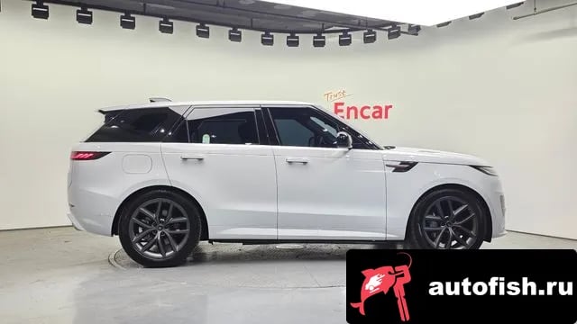 Land Rover Range Rover Sport Range Rover Sport 3rd Generation 2025 года - вид 6