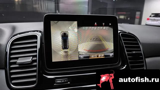 Mercedes-Benz GLE-Class GLE - Class W166 2018 года - похожие автомобили