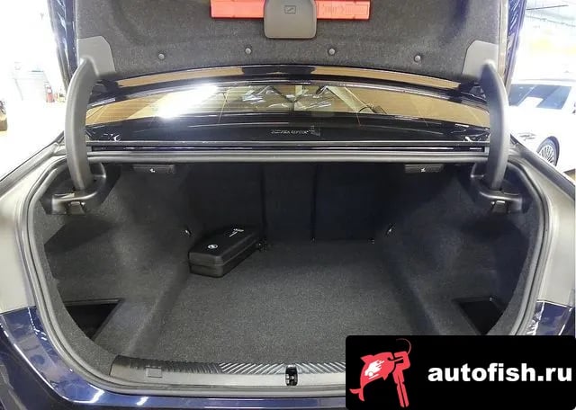 BMW 5-Series 5 Series (G60) 2024 года - вид 4