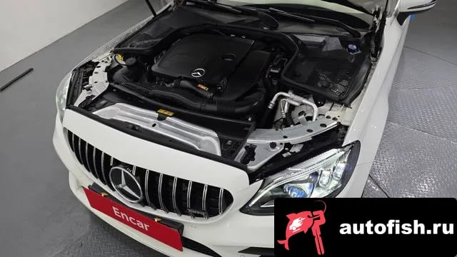 Mercedes-Benz C-Class C-Class W205 2020 года - вид 6