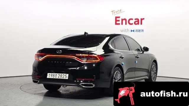 Hyundai Grandeur Granger IG Hybrid 2019 года - вид 2